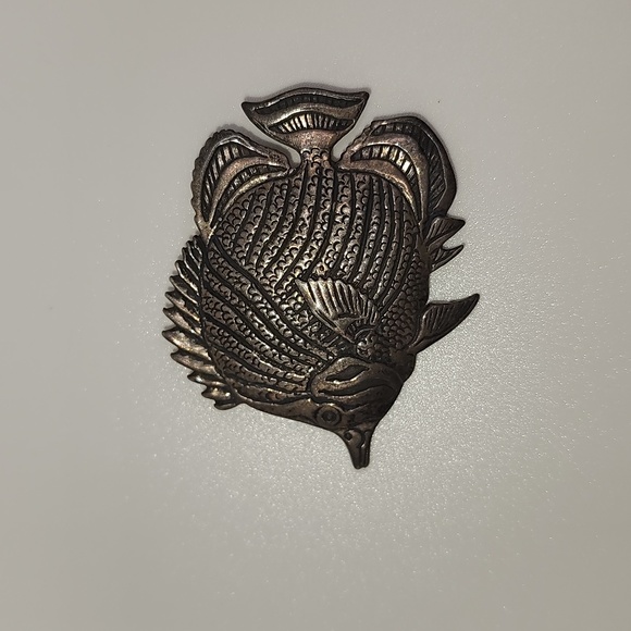 Signed Sterling Butterfly Fish Brooch - Picture 4 of 6